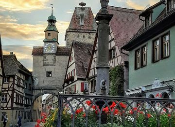 germany/rothenburg-ob-der-tauber/landmark/roderbrunnen
