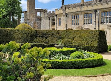 united-kingdom/the-cotswolds/landmark/sudeley-castle-gardens