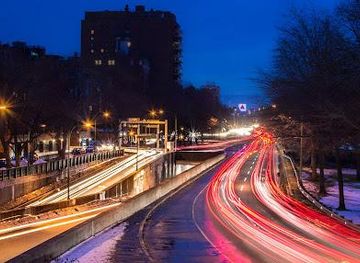 iowa/newton/landmark/arthur-fiedler-footbridge