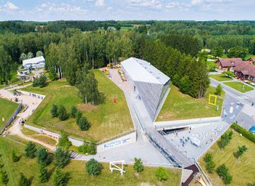 estonia/polvamaa/landmark/estonian-road-museum