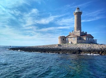 croatia/pula/landmark/pula-boat-excursions