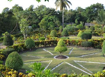 haiti/lac-azuei/landmark/cayes-botanical-garden