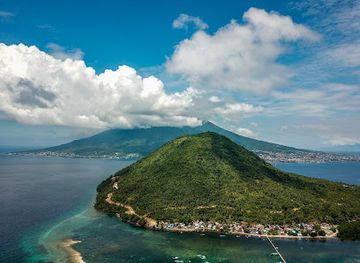 indonesia/maluku-islands/landmark/pulau-maitara