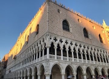 italy/venice/san-marco/landmark/doge-s-palace
