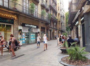 spain/barcelona/el-born/landmark/bcn-art-design