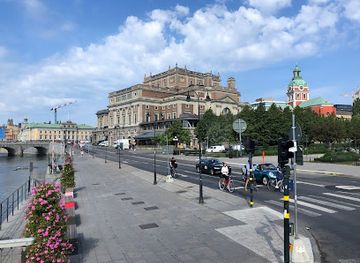 sweden/stockholm/landmark/karl-xii-statue