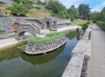 slovenia/coastal-karst/landmark/ferrarijev-vrt