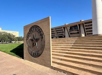 virginia/arlington/landmark/dallas-police-memorial