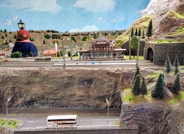 norway/ostfold/landmark/old-town-model-train-center