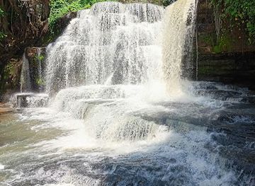 ghana/bono-region/landmark/fuller-waterfalls