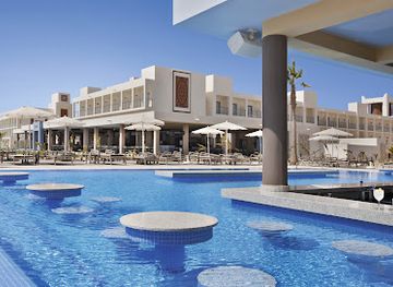 cabo-verde/santa-maria/landmark/hotel-riu-palace-santa-maria