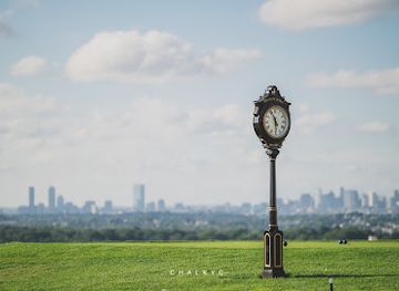 massachusetts/quincy/landmark/a-beautiful-clock
