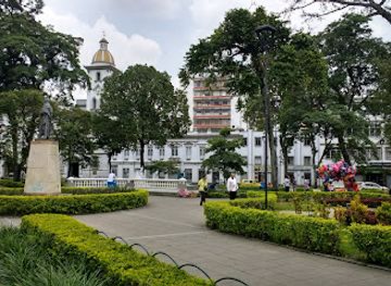 colombia/ibague/landmark/bolivar-plaza