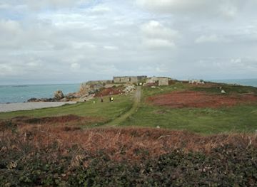 guernsey/st-sampson/landmark/la-varde-dolmen