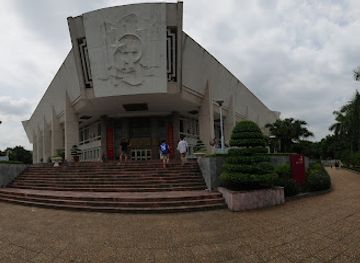 vietnam/central-highlands/landmark/ho-chi-minh-s-mausoleum