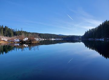 oregon/jefferson-county/landmark/clear-lake-resort
