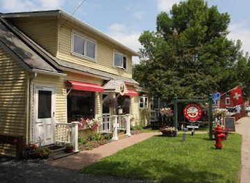 vermont/stowe/landmark/swiss-fondue-by-heinz