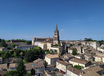 france/bordeaux-wine-region/landmark/sud-ouest-way-bordeaux-wine-tour-tours-by-locals