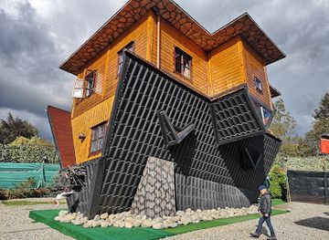 poland/tatra-mountains/landmark/dom-do-gory-nogami