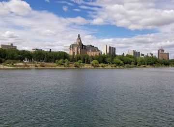 canada/prairies/landmark/the-prairie-lily
