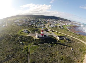 south-africa/overberg/landmark/cape-agulhas-lighthouse