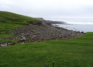 faroe-islands/sandoy/landmark/ship-capsize-memorial