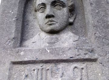 ireland/county-tipperary/landmark/the-maid-of-erin-statue