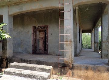northern-mariana-islands/tinian/landmark/living-quarters-ruins