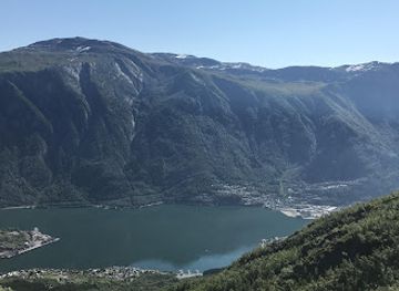 norway/trolltunga/landmark/tokheimsskaret