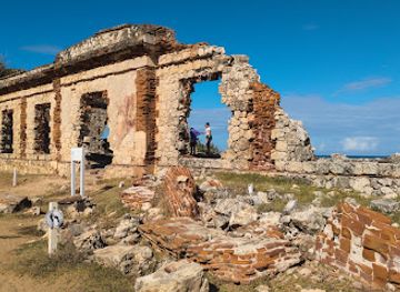 puerto-rico/aguadilla/landmark/ruinas-del-faro