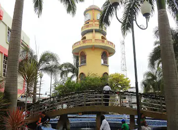 El Algarrobo Central Park