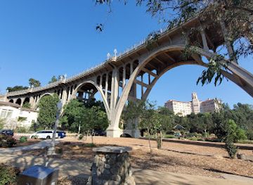 california/pasadena/landmark/colorado-street-bridge