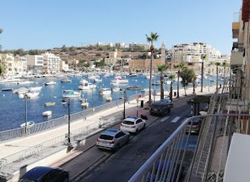 malta/marsaskala/landmark/le-2-isole-sicilian-food