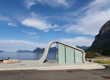 norway/ostlandet/landmark/uredd-rest-area-ureddplassen