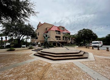 south-carolina/hilton-head-island/landmark/king-neptune-sundial