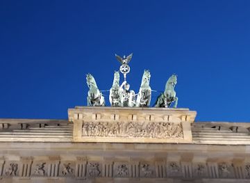 germany/pomerania/landmark/brandenburg-gate
