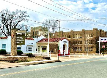 arkansas/little-rock/landmark/the-magnolia-mobil-service-station-little-rock-central-high-school-national-historic-site
