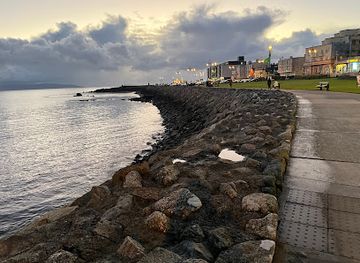 ireland/salthill/landmark/salthill-galway