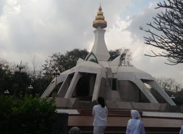 myanmar-burma/sagaing-region/landmark/lions-of-stone