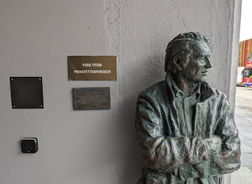 norway/bergen/landmark/varg-veum-privatetterforsker