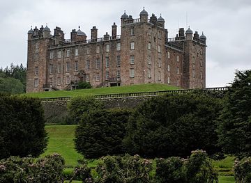 united-kingdom/kirkcudbrightshire/landmark/drumlanrig-castle-gardens