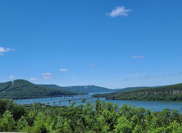 tennessee/rock-city/landmark/lookout-winery-inc