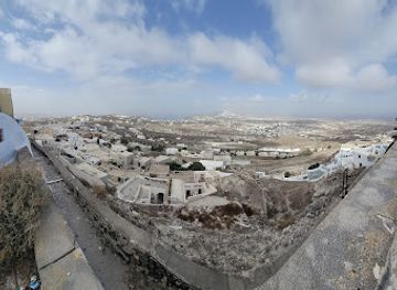 greece/pyrgos/landmark/tower-rock
