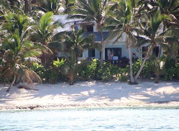 cook-islands/takitumu/landmark/anchors-sand