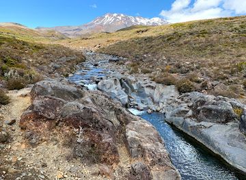 new-zealand/tongariro-national-park/landmark/taranaki-falls