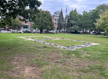 massachusetts/boston/charlestown/landmark/charlestown-world-war-ii-memorial