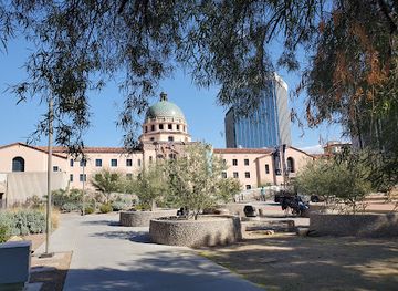 arizona/tucson/university-of-arizona/landmark/the-university-of-arizona-alfie-norville-gem-mineral-museum