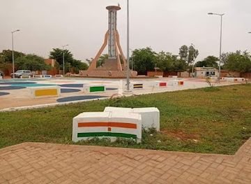 niger/niamey/plateau/landmark/monument-de-la-francophonie