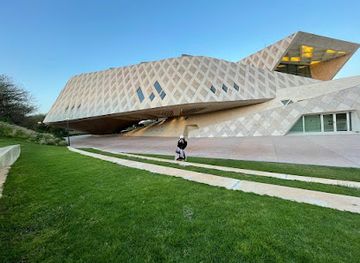 united-arab-emirates/al-ain-region/landmark/sheikh-zayed-desert-learning-centre