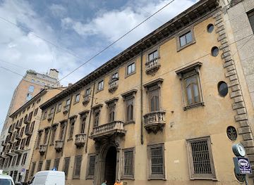 italy/milan/porta-romana/landmark/palazzo-acerbi